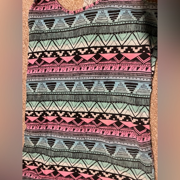 PINK Aztec top - Picture 2 of 3